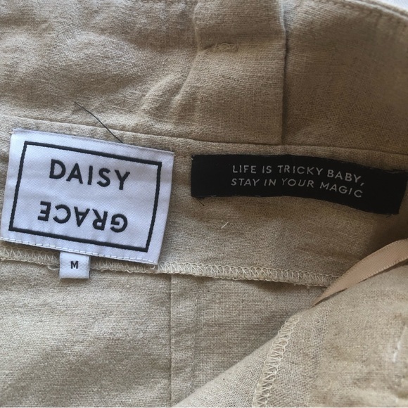 Daisy Grace Women’s Size M High-Waisted Khaki Linen Skirt Belted Large Buttons - Picture 6 of 16